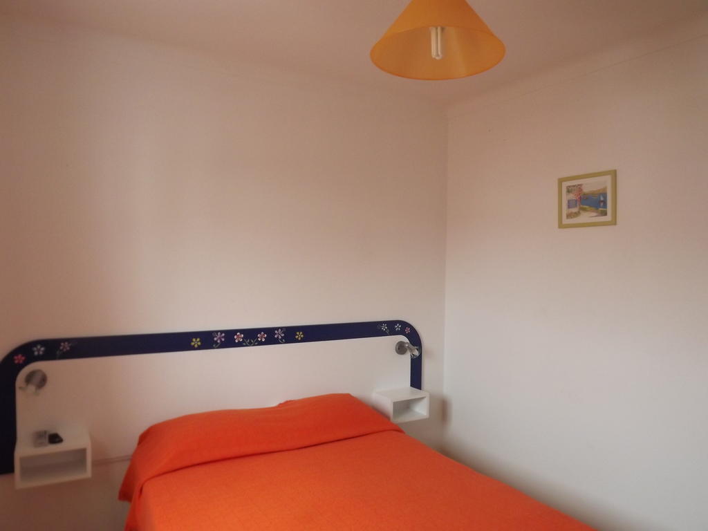 ホテル Residencia Laranjeira オデセイシェ 部屋 写真