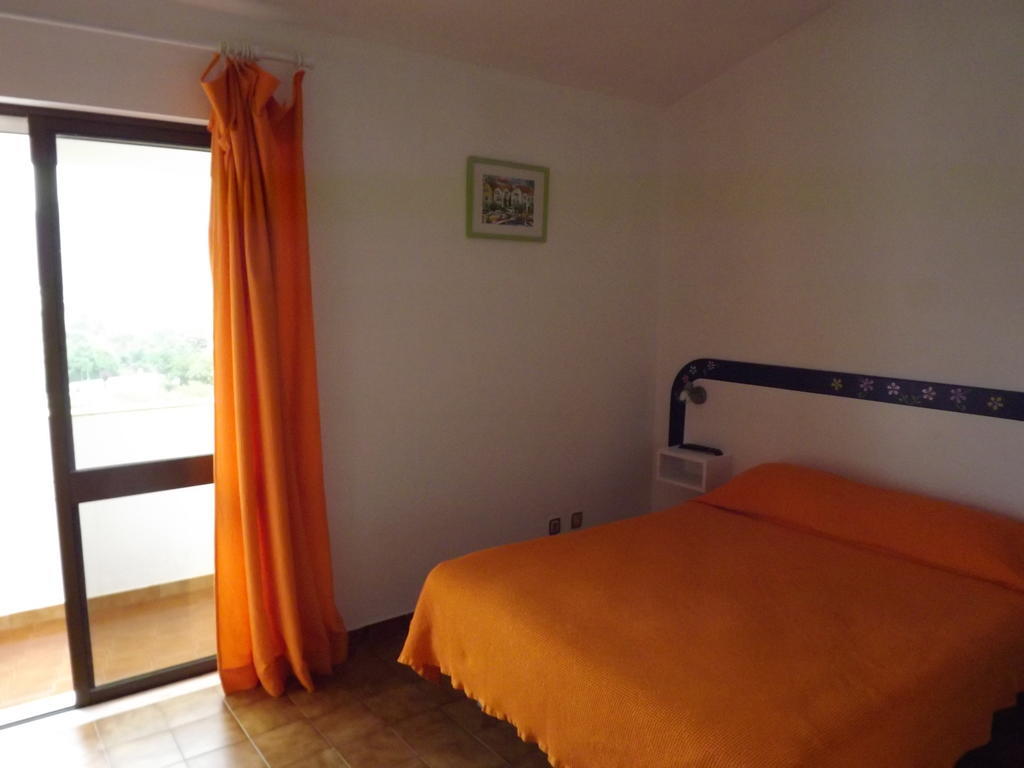 ホテル Residencia Laranjeira オデセイシェ 部屋 写真
